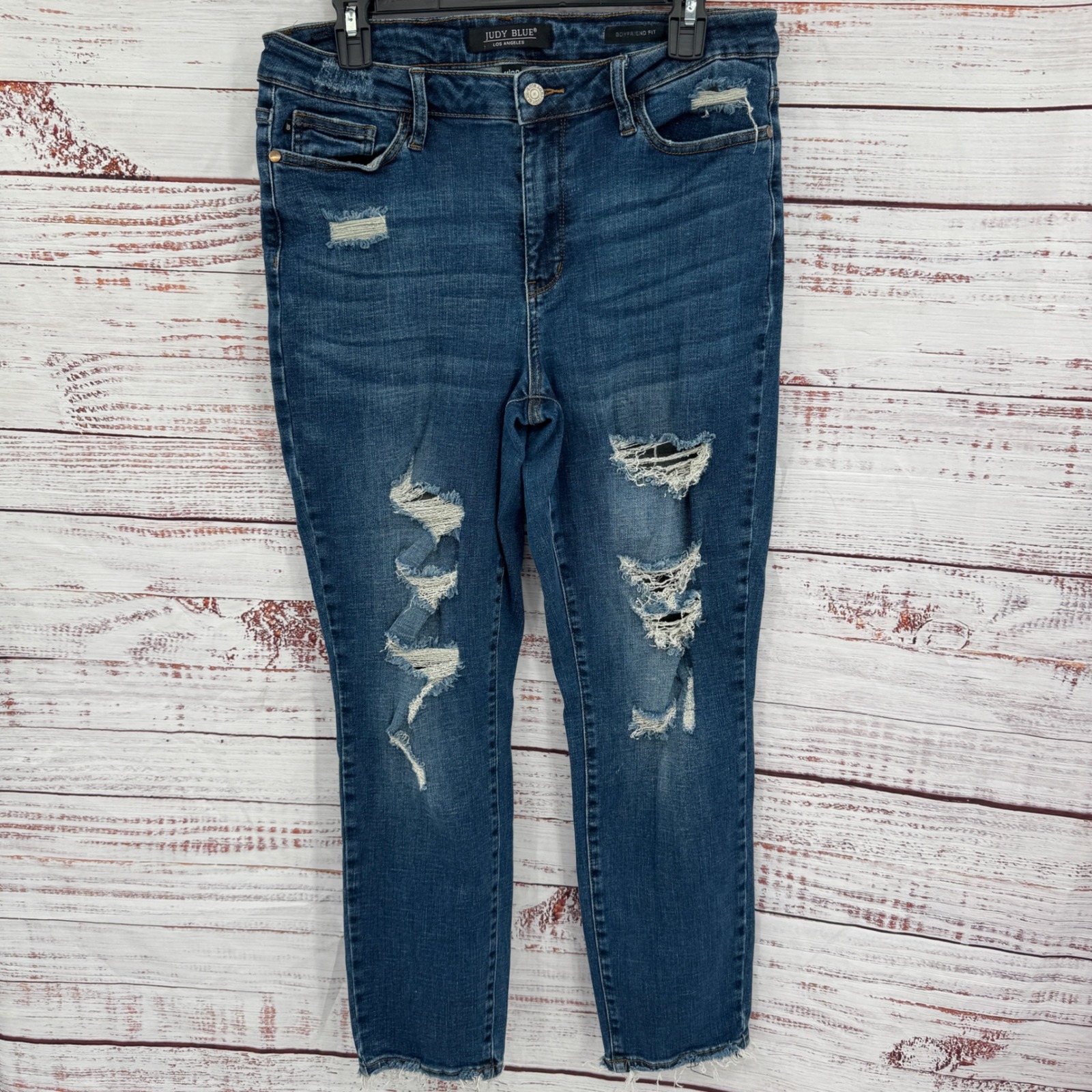 Judy Blue Los Angeles Women's Boyfriend Fit Distressed Jeans Size 11/30